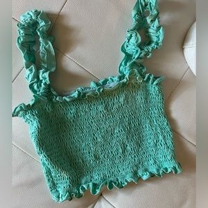 Ruffle crop